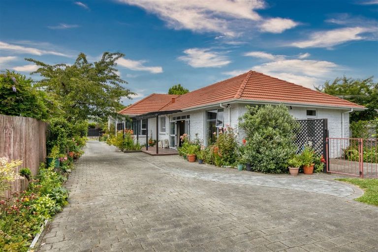 Photo of property in 19 Hounslow Street, Ilam, Christchurch, 8041