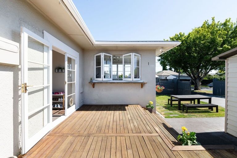 Photo of property in 33 Mission Street, Waterloo, Lower Hutt, 5011