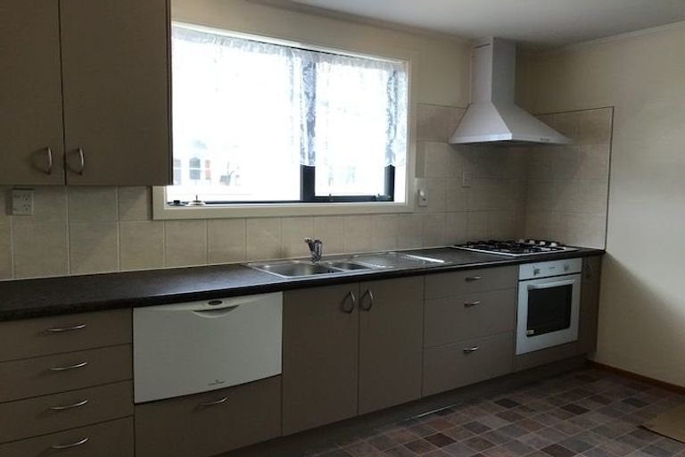 Photo of property in 4 Hindmarsh Street, Johnsonville, Wellington, 6037