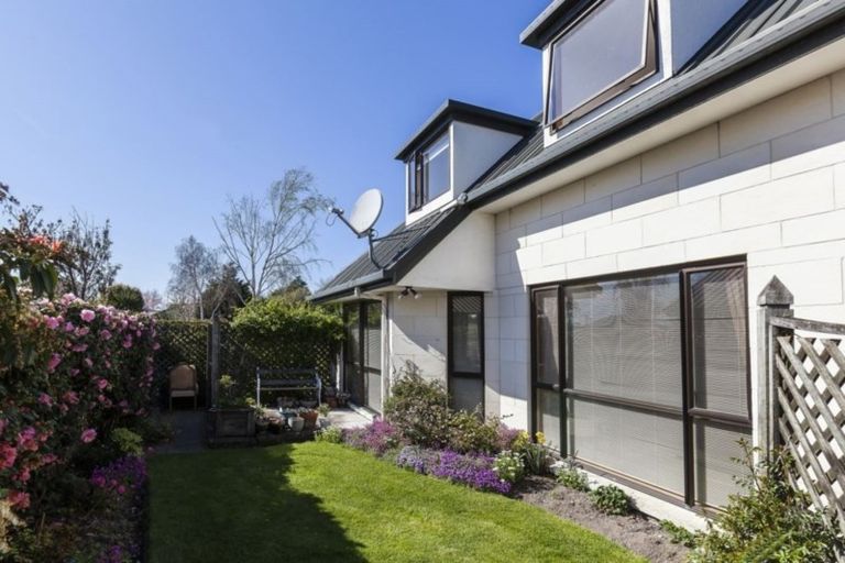 Photo of property in 75 Lowry Avenue, Redwood, Christchurch, 8051