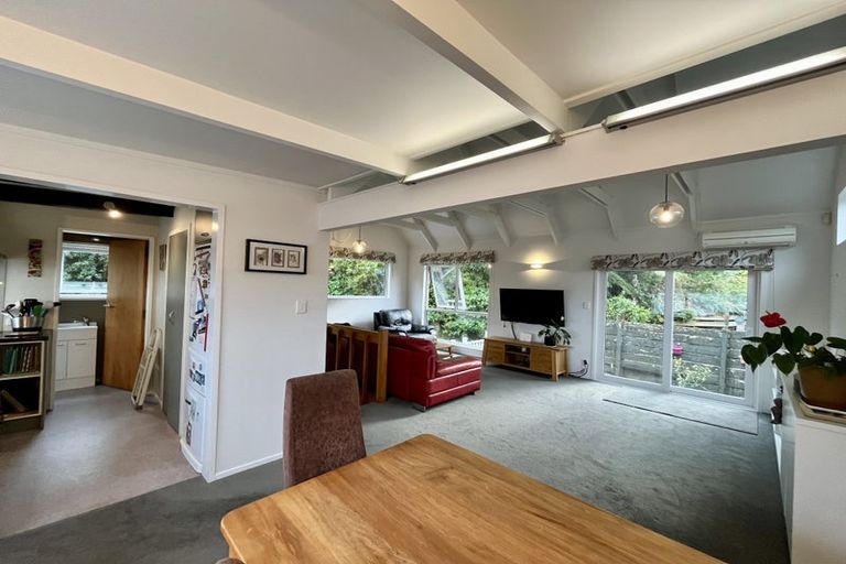 Photo of property in 35b Amapur Drive, Khandallah, Wellington, 6035