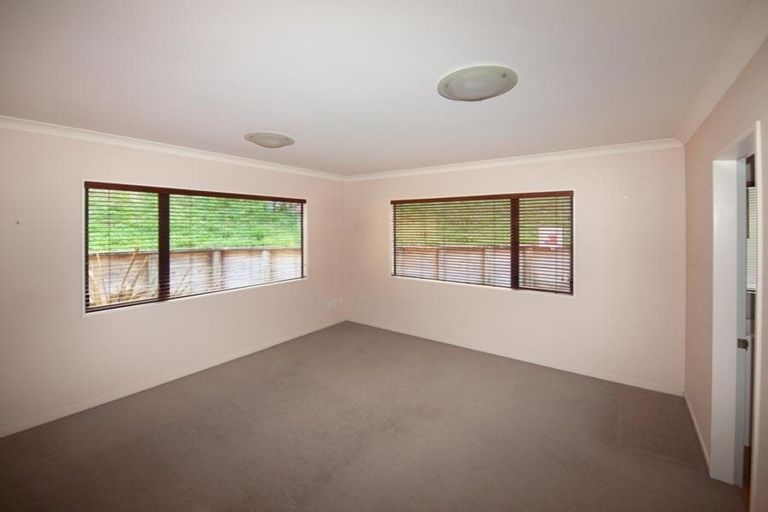 Photo of property in 35 Waverton Terrace, Churton Park, Wellington, 6037