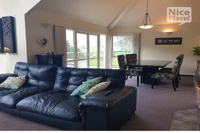 Photo of property in 419 Takapu Road, Takapu Valley, Wellington, 5028