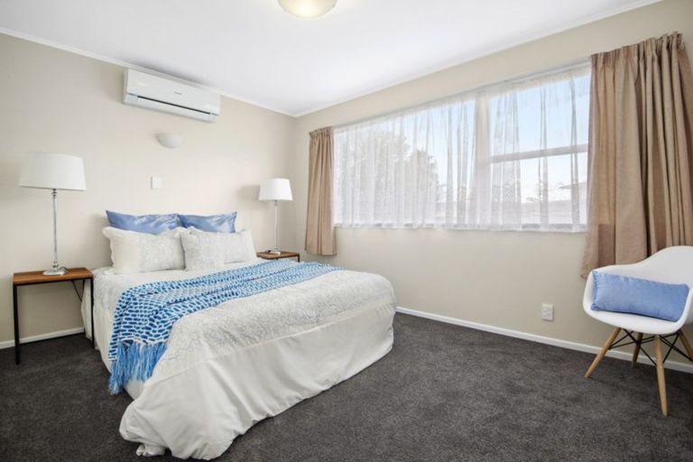 Photo of property in 1/34 Dale Crescent, Pakuranga, Auckland, 2010