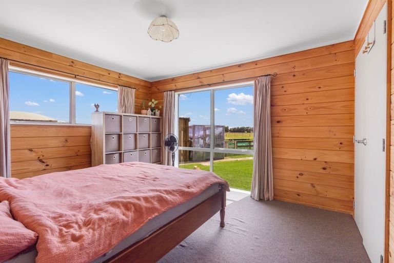 Photo of property in 957 Pukearuhe Road, Waiiti, Urenui, 4377