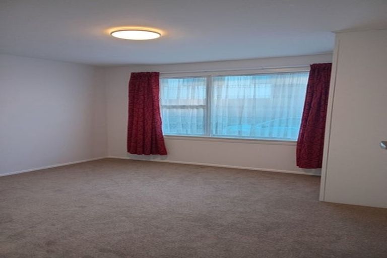 Photo of property in 2/26 Frederick Street, Waltham, Christchurch, 8011