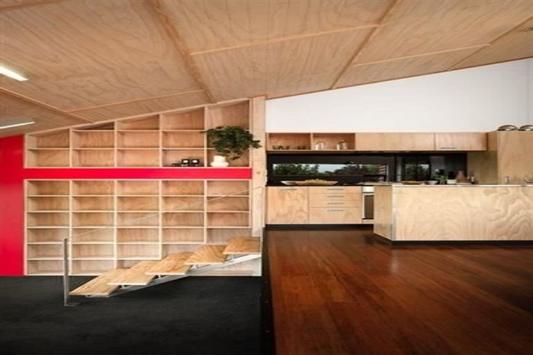 Photo of property in 6 Craigieburn Lane, Mount Pleasant, Christchurch, 8081