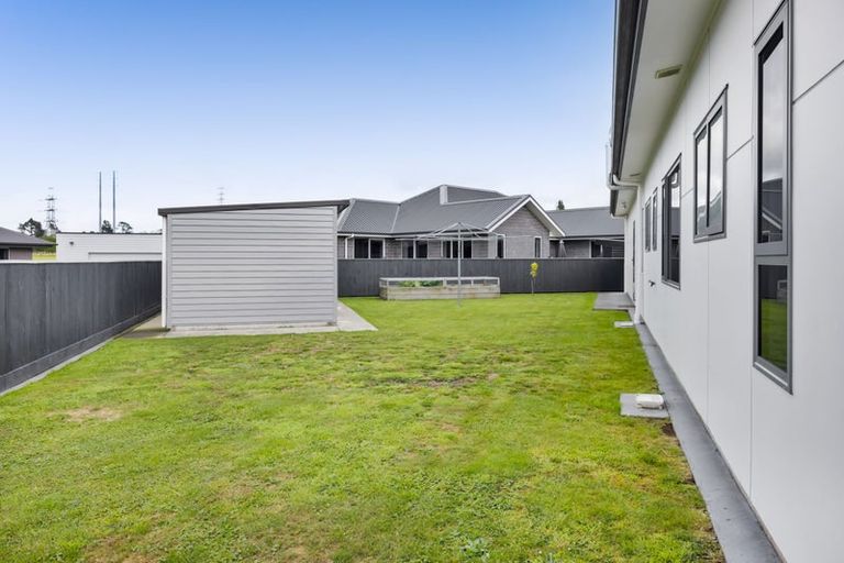 Photo of property in 7 Mercade Close, Stratford, 4332