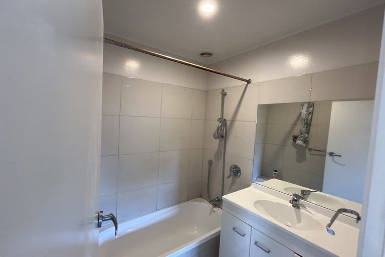 Photo of property in 8/30 Calvert Avenue, Mangere East, Auckland, 2024