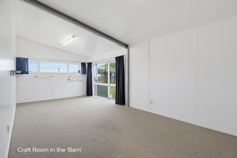 Photo of property in 265 Wilson Road, South Head, Helensville, 0874