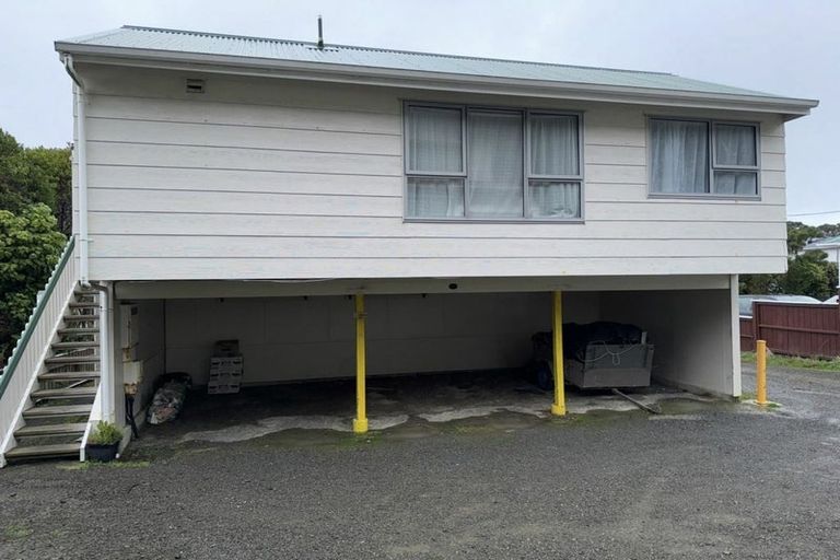 Photo of property in 2/26 Phillip Street, Johnsonville, Wellington, 6037