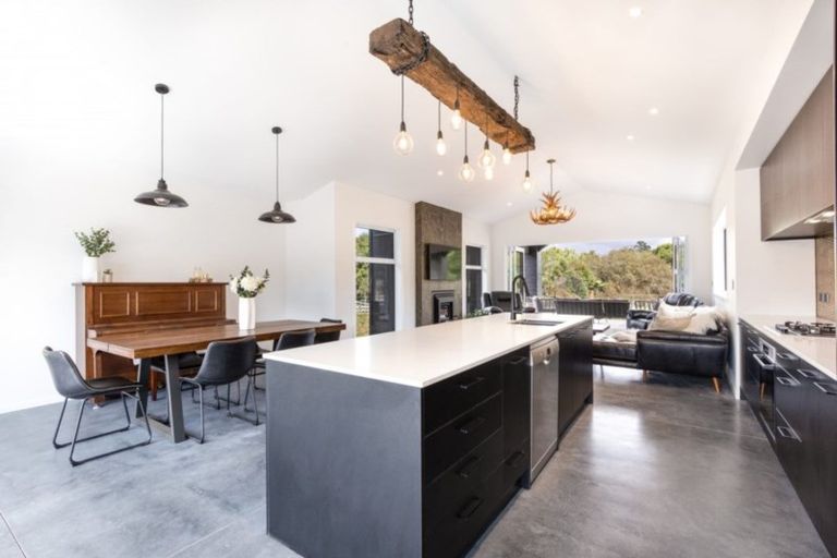 Photo of property in 13 Tari Road, Pukeatua, 3880