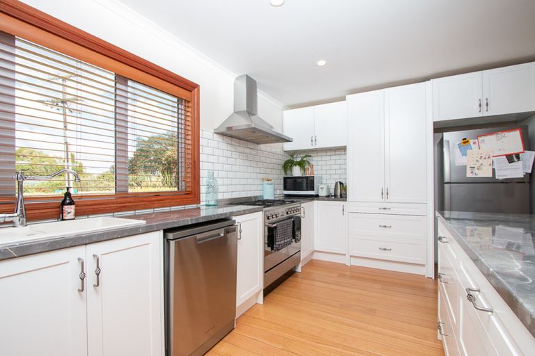 Photo of property in 32 Rolleston Street, Kihikihi, Te Awamutu, 3800