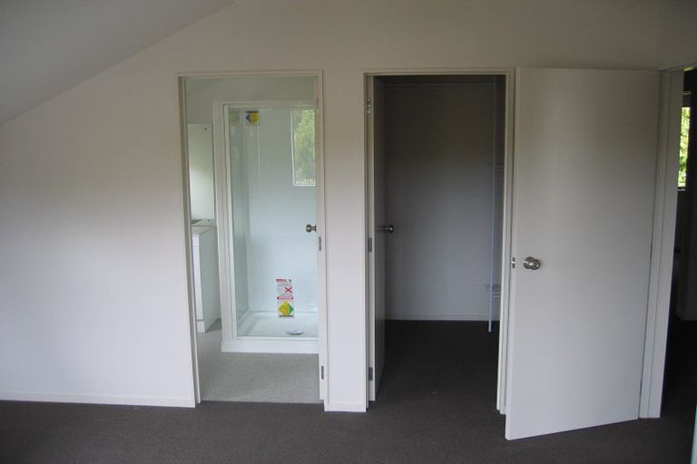 Photo of property in 13a Cypress Place, Sunnynook, Auckland, 0620