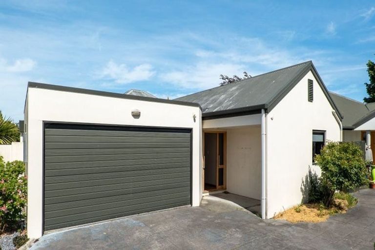 Photo of property in 50 Parade Court, Addington, Christchurch, 8024
