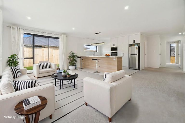 Photo of property in 33a Leathem Crescent, Pokeno, 2402