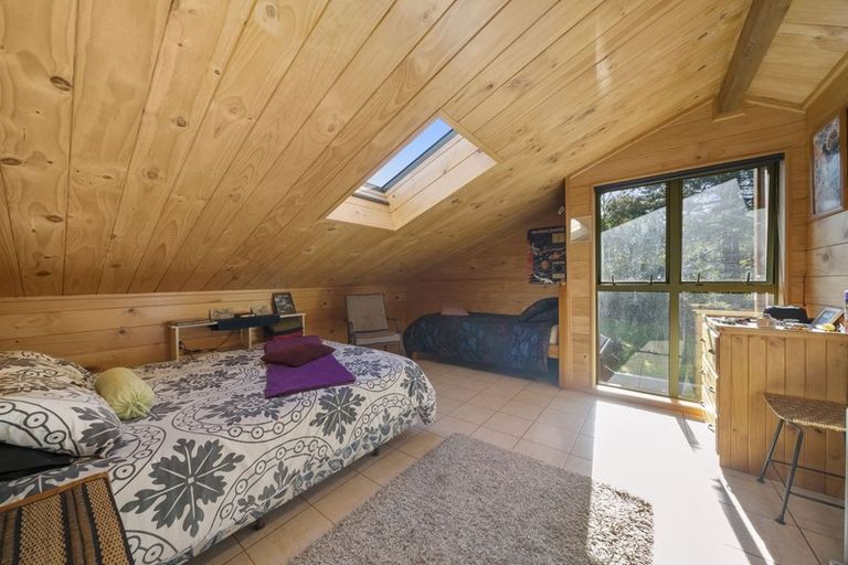 Photo of property in 63 Sunglo Terrace, Otaki, 5512