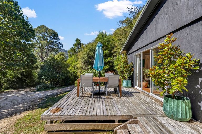 Photo of property in 123 Marahau Valley Road, Marahau, Motueka, 7197
