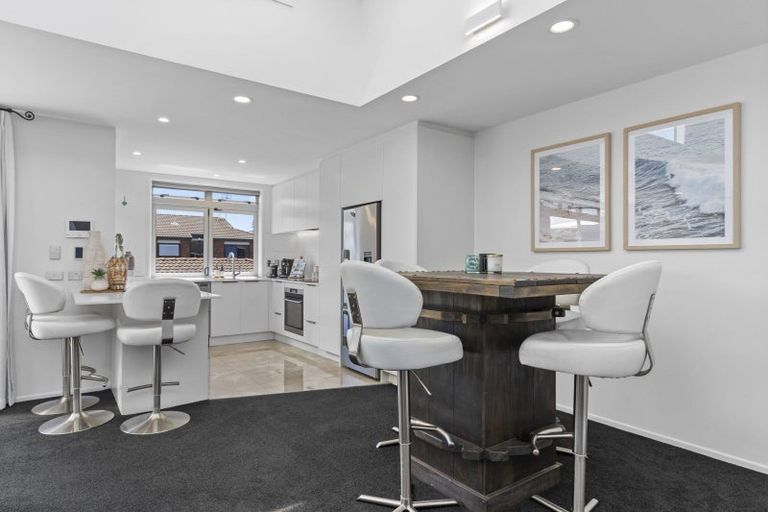 Photo of property in 1 Rita Street, Mount Maunganui, 3116