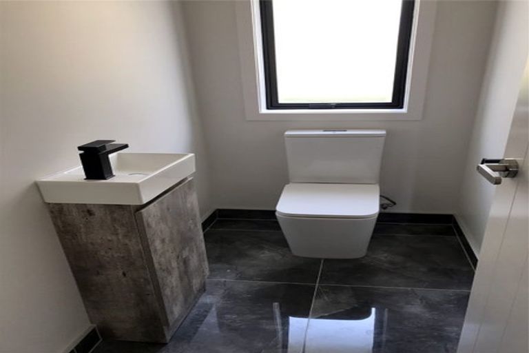 Photo of property in 5 Lighter Place, Flagstaff, Hamilton, 3210