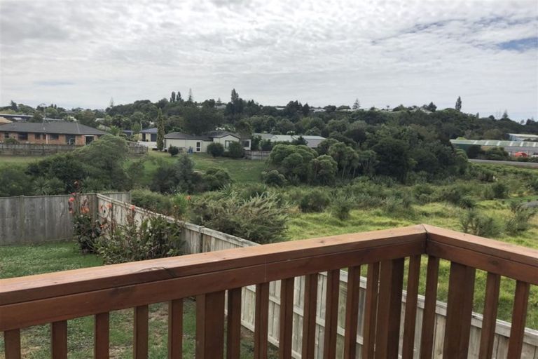 Photo of property in 23 Te Otinga Place, Pyes Pa, Tauranga, 3112