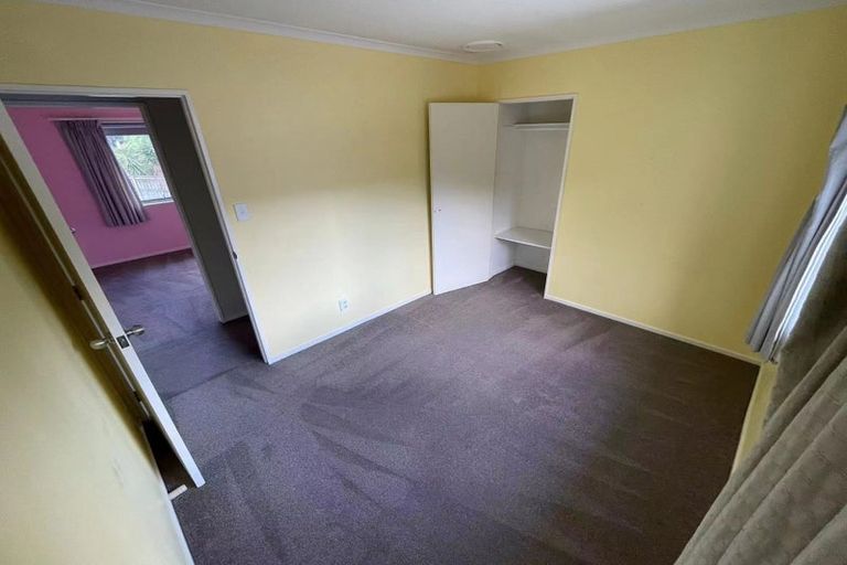 Photo of property in 689b Beach Road, Rothesay Bay, Auckland, 0630