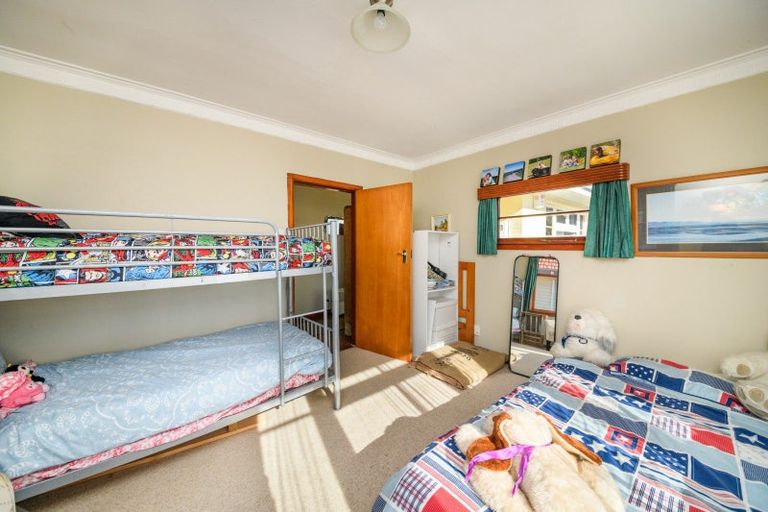 Photo of property in 8 Rewa Street, Takaro, Palmerston North, 4412