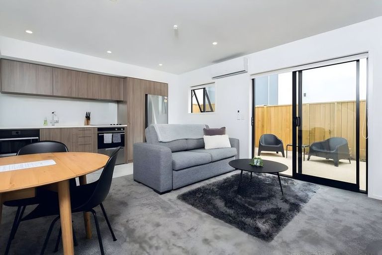 Photo of property in 4/221 Armagh Street, Christchurch Central, Christchurch, 8011