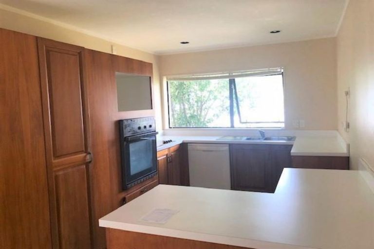 Photo of property in 1/1 Seaford Place, Murrays Bay, Auckland, 0630