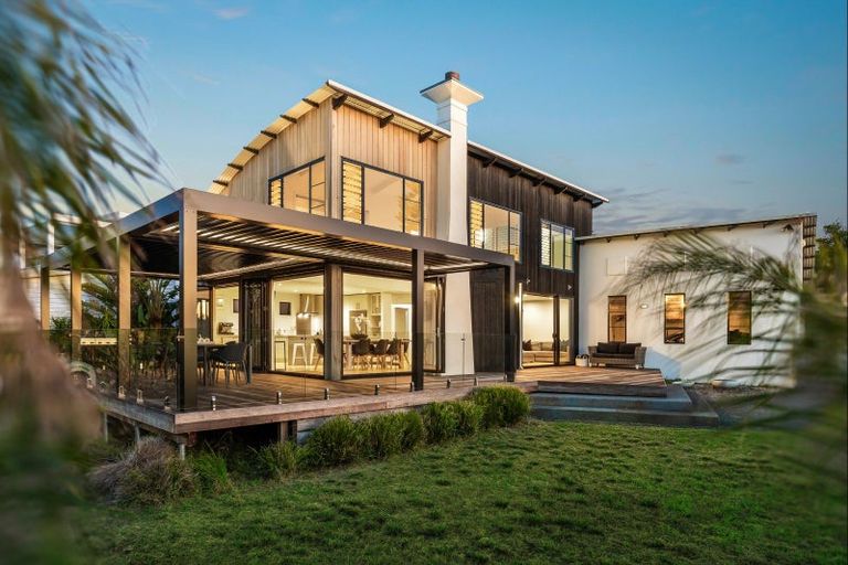 Photo of property in 114 Omaha Drive, Omaha, Warkworth, 0986