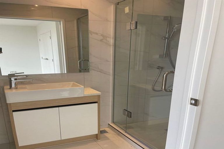 Photo of property in 3/31 Reid Road, New Lynn, Auckland, 0600