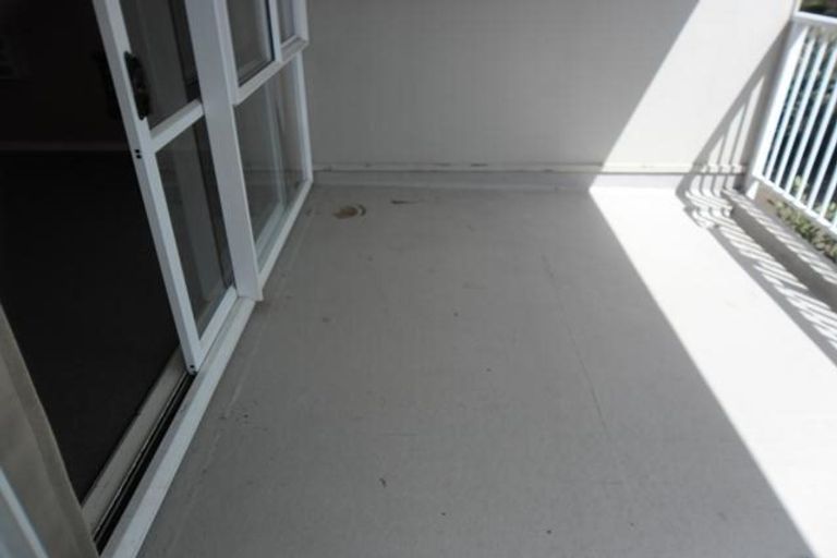 Photo of property in 95 Farmer Crescent, Taita, Lower Hutt, 5011