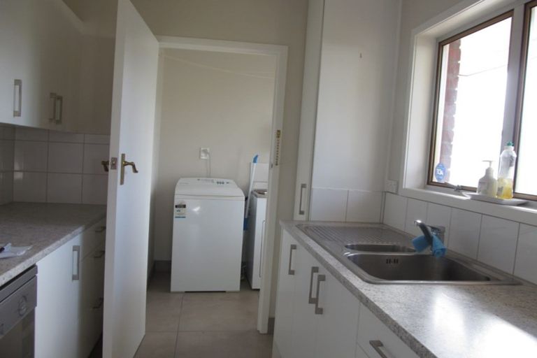 Photo of property in 1/21 Quebec Road, Milford, Auckland, 0620