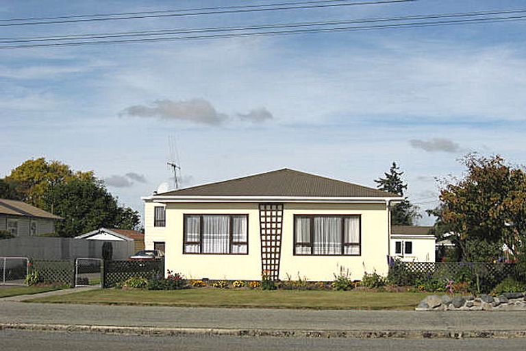 Photo of property in 69 Shearman Street, Waimate, 7924