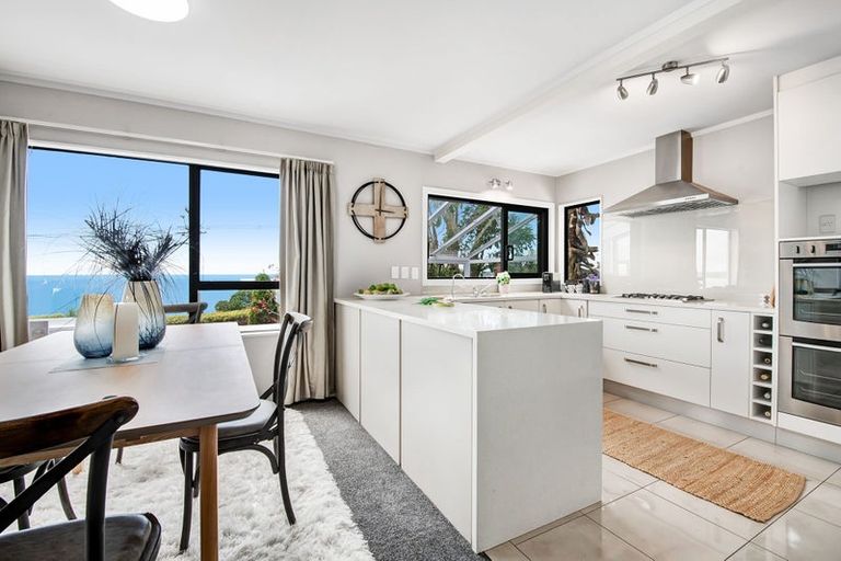 Photo of property in 1/6 Duncansby Road, Stanmore Bay, Whangaparaoa, 0932