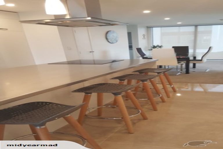 Photo of property in 1/86 Hurlstone Drive, Waiwhakaiho, New Plymouth, 4312