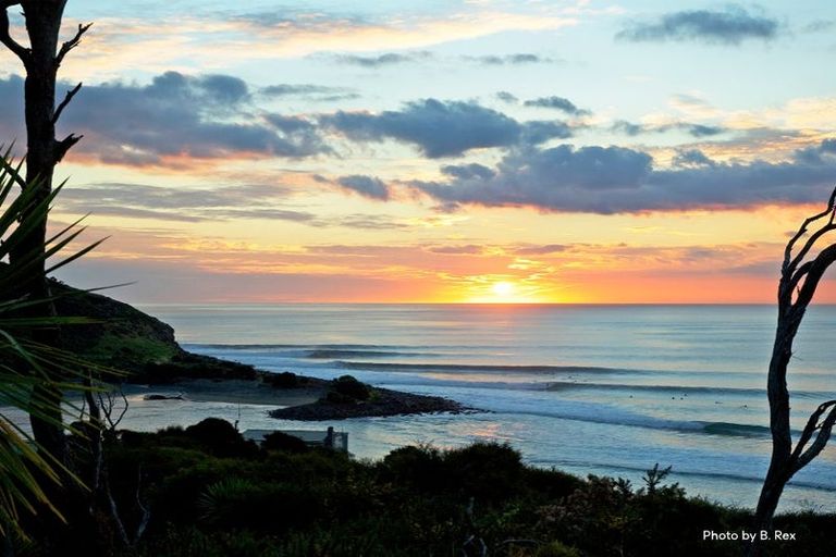 Photo of property in 14 Whaanga Road, Raglan, 3297