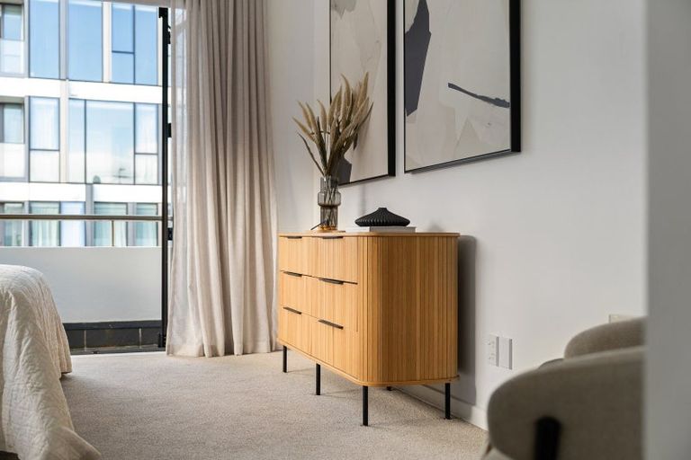 Photo of property in 1/11 Courtenay Place, Te Aro, Wellington, 6011