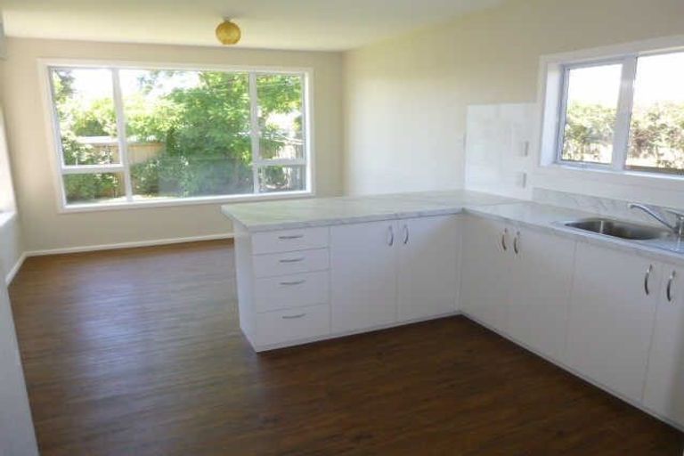 Photo of property in 2/271 Avonhead Road, Avonhead, Christchurch, 8042