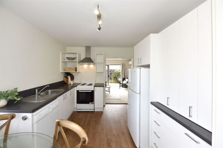 Photo of property in 1/26 Trafalgar Street, St Albans, Christchurch, 8014