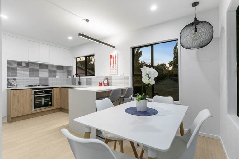 Photo of property in 1/34 Fordham Street, Beach Haven, Auckland, 0626