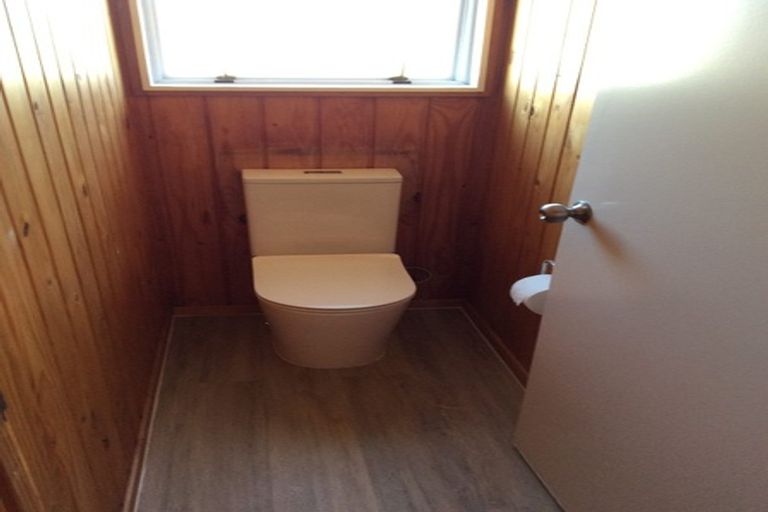 Photo of property in 2/170 Ennis Avenue, Pakuranga Heights, Auckland, 2010