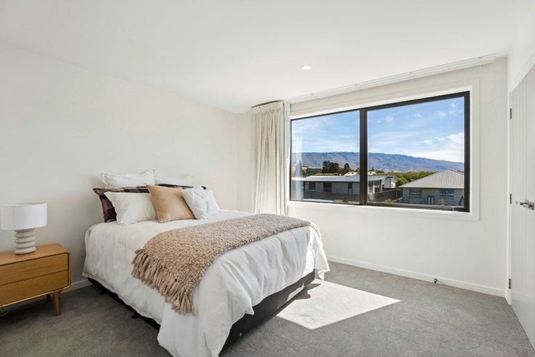 Photo of property in 8 Woods Crescent, Cromwell, 9310