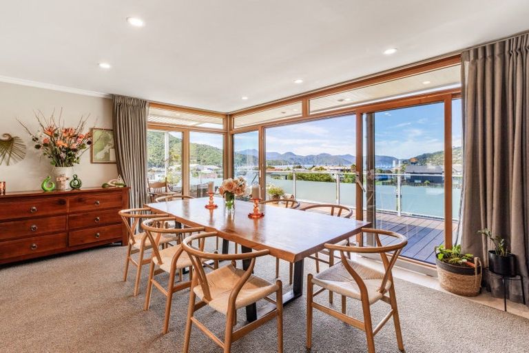 Photo of property in 251b Waikawa Road, Waikawa, Picton, 7220