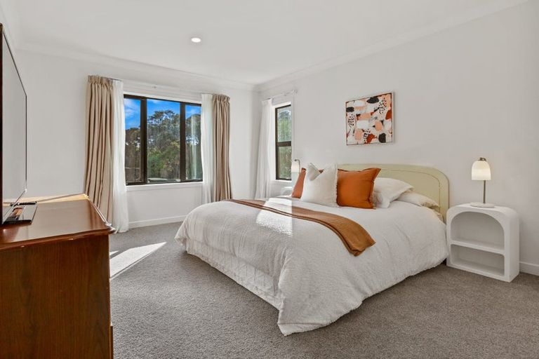 Photo of property in 45 Chester Avenue, Greenhithe, Auckland, 0632