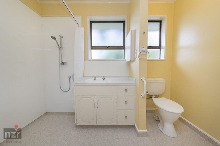 Photo of property in 9 Dalzien Place, Feilding, 4702