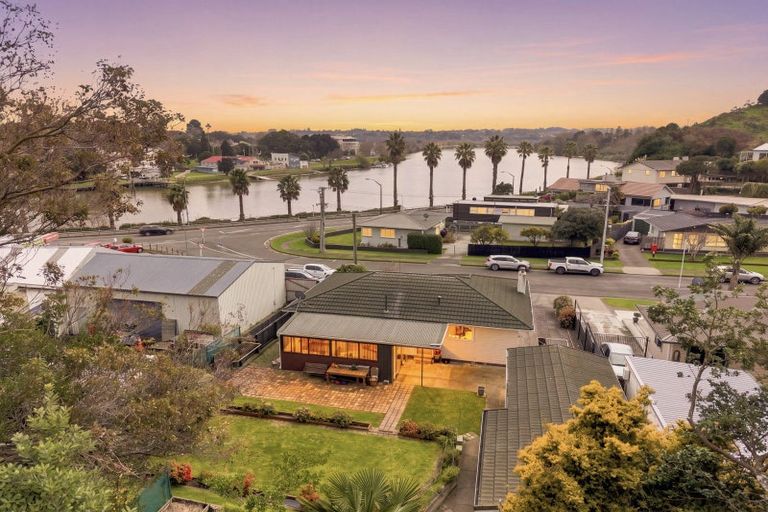 Photo of property in 6 Purua Street, Durie Hill, Whanganui, 4500