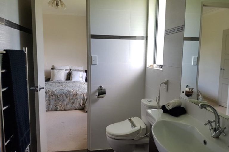 Photo of property in 40 Sunnybrae Road, Hillcrest, Auckland, 0627