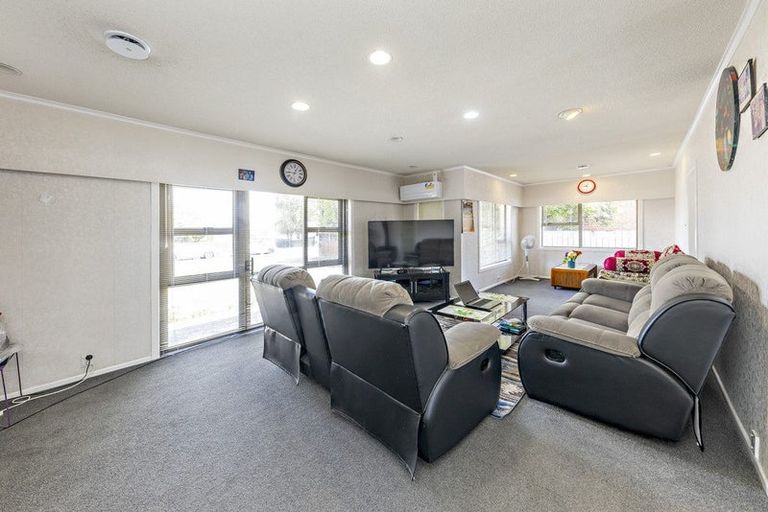 Photo of property in 18 Cameron Street, Papakura, 2110
