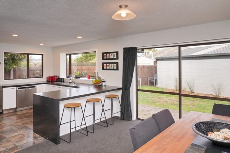 Photo of property in 27a Trafford Street, Harewood, Christchurch, 8051